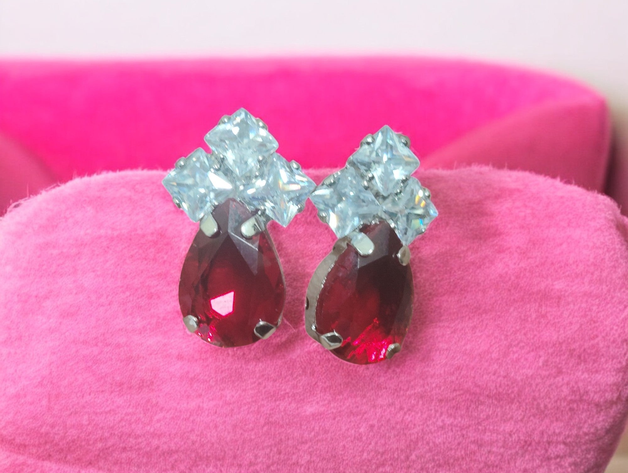 Red Teardrop Crystal Earrings – Chic & Elegant